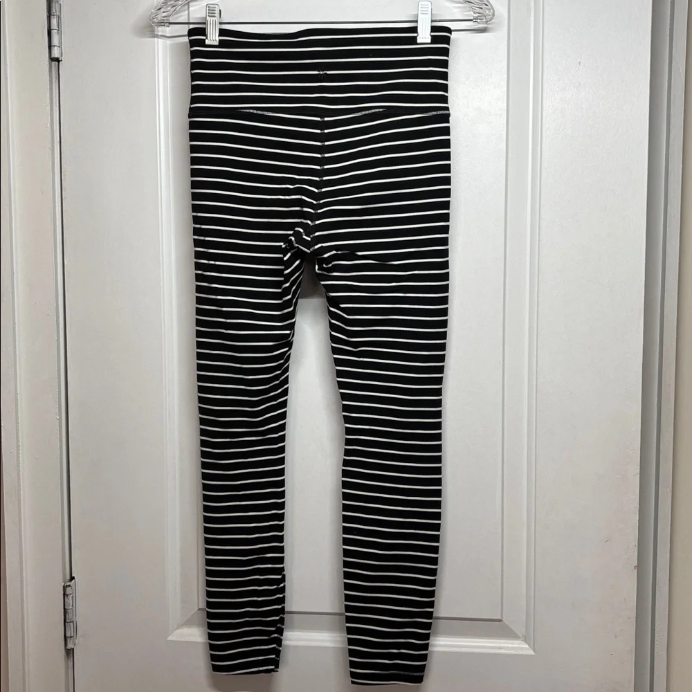 Athleta Elation Virasana Stripe 7/8 Tight - Picture 4 of 11
